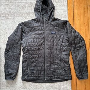 Patagonia Men's Charcoal Nano puff jacket size M